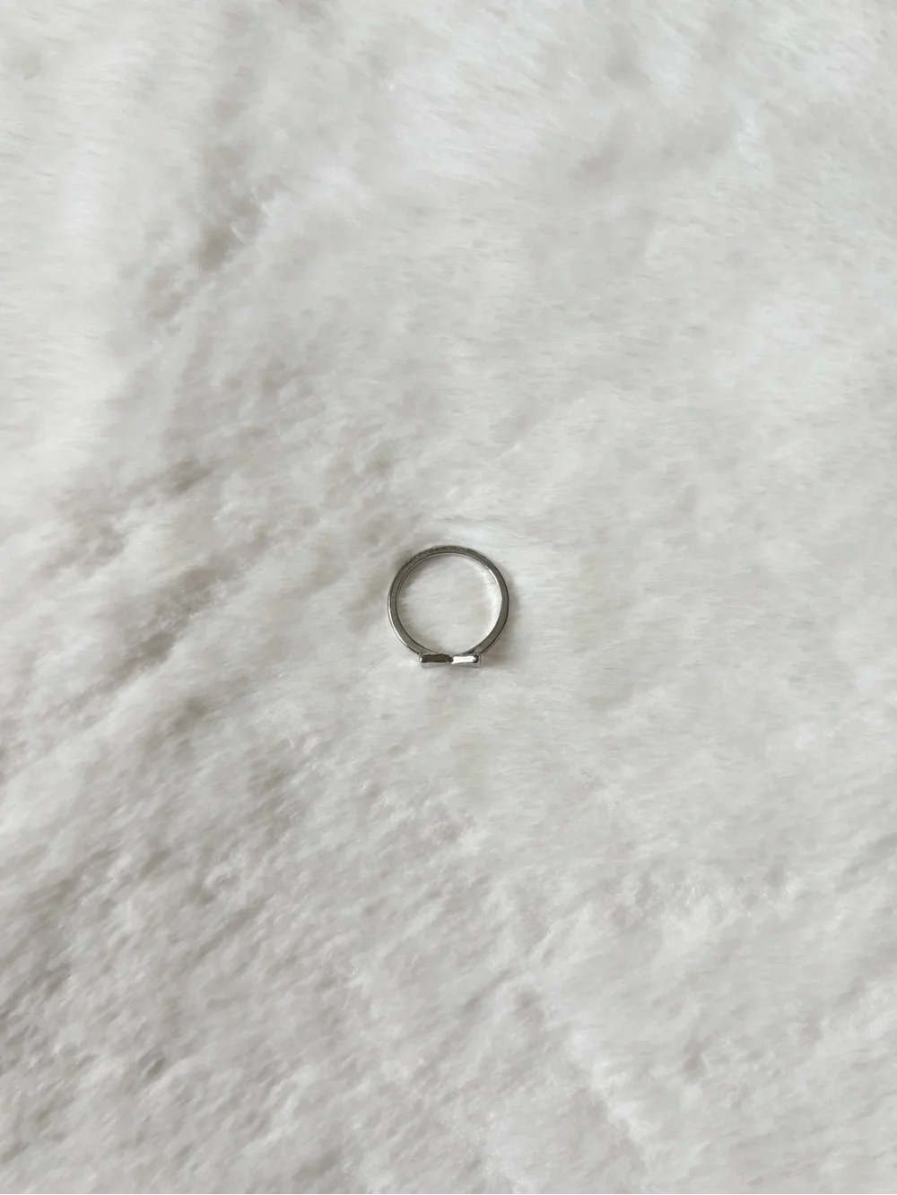 5/$15 🩷 MUST BUNDLE Silver Bow Accent Ring - Silver